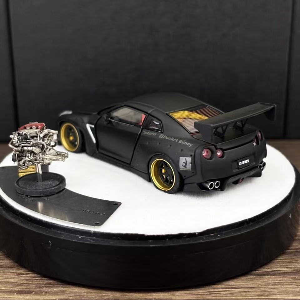 PGM 1:64 Nissan Skyline GT-R R35 Pandem Rocket Bunny Matt Black