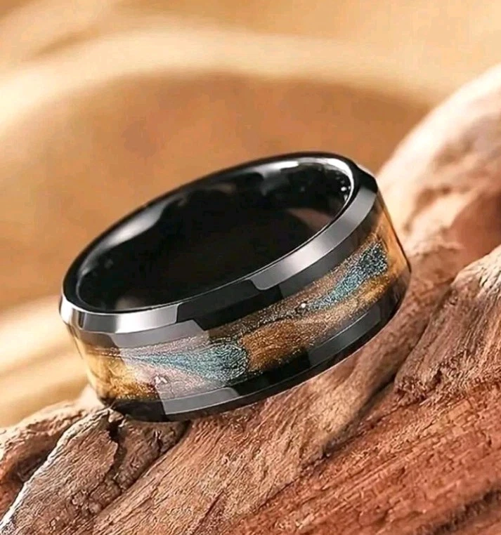 Alianza de boda de compromiso de ajuste cómodo de arena que fluye de tungsteno de 8 mm para hombre talla 10 Foto 4 de 4