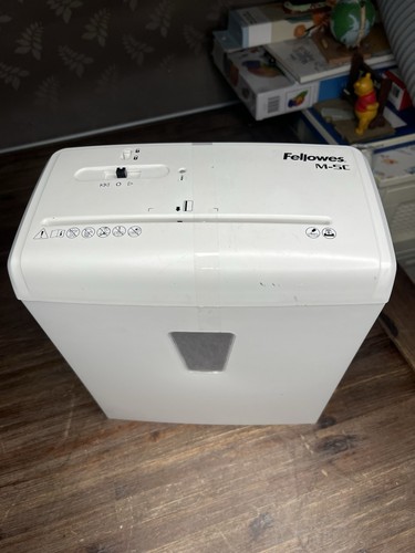fellowes paper shredder M-5C