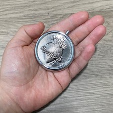 Sacred Heart Of Jesus Box/Pill Box Silver Tone Caja Sagrado Coraz&oacute;n De Jes&uacute;s