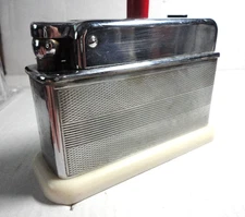 C1950 BARCLAY TABLE LIGHTER ENGLAND VERY RARE .