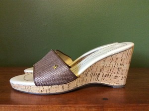 etienne aigner wedges
