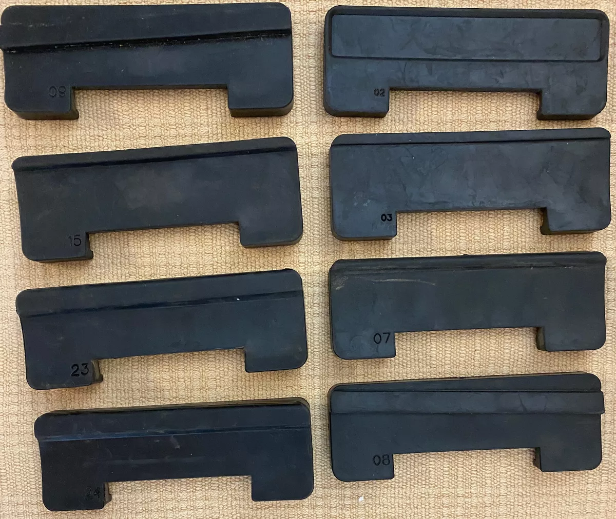 Single THULE Fit Kit Replacement Part PAD Rapid Traverse 480 480R MULTIPLE s