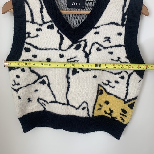 Girls CIDER XS Sleeveless Warm Pullover Sweater, Cute Kitty Cats, Warm Material - Picture 8 of 9