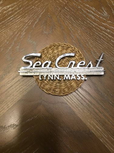 VINTAGE SEA CREST CADILLAC PONTIAC Auto Dealer Emblem LYNN MASSACHUSETTS METAL - Picture 5 of 7