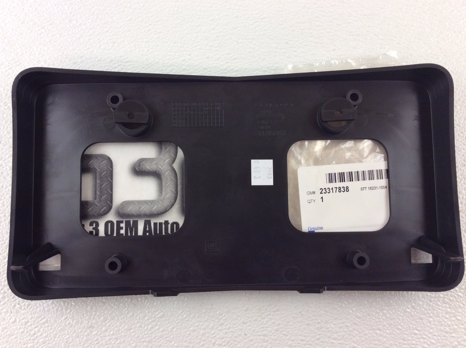 20162018 Chevrolet Malibu Front License Plate Bracket Black new OEM