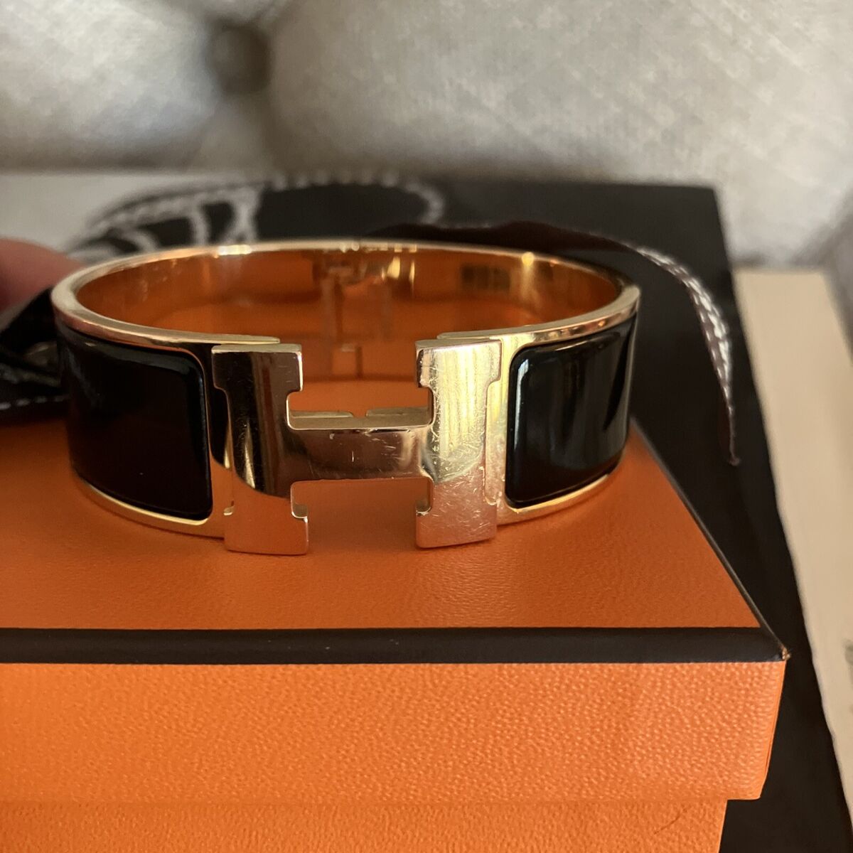 Authentic HERMES Black Enamel GHW Clic Clac H Bracelet CHIC Authentic HERMES Black Enamel GHW Clic Clac H Bracelet CHIC