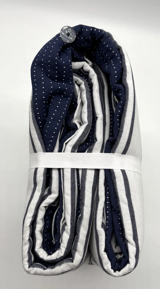 Funda nórdica reversible Pottery Barn Kids Matelasse azul marino a rayas lunares F/Q Foto 4 de 4