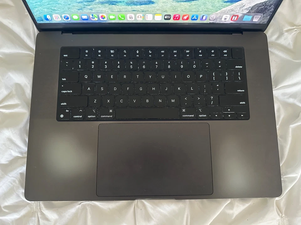Apple MacBook Pro 16" M3 Max · 48GB · 1TB, photo 4 of 5