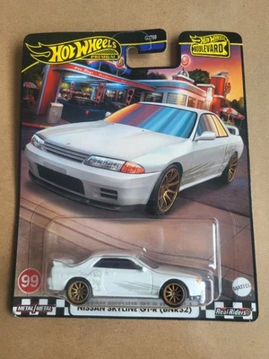 Hot Wheels Premium Boulevard #99 Nissan Skyline GT-R (BNR32) Real Riders 1:64 - Bild 1 von 3