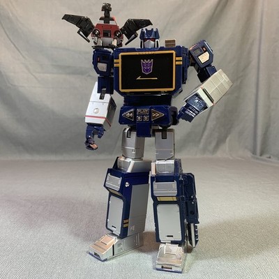 Masterpiece Transformers Soundwave KO THF-01J Sonic Wave