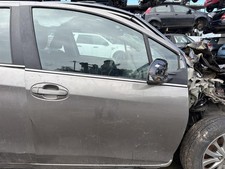 PORTIERA ANTERIORE DESTRA PER TOYOTA Yaris Serie (17>20)