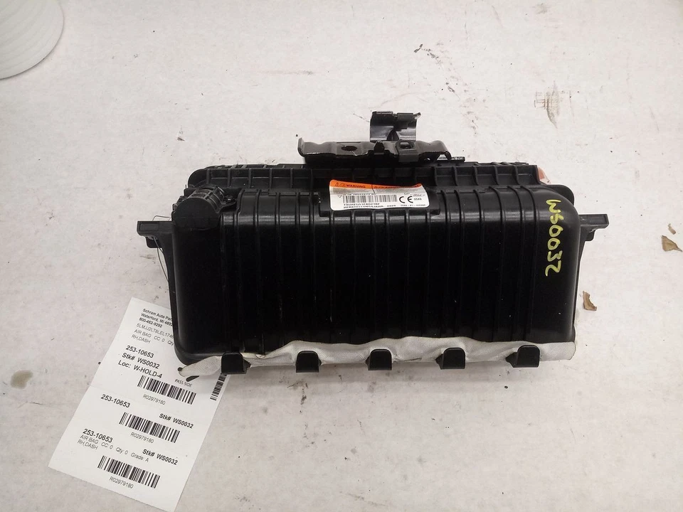 Bolsa de aire para tablero derecho pasajero JL7Z78044A74A se adapta a navegador 18-21 2979180 Foto 3 de 4