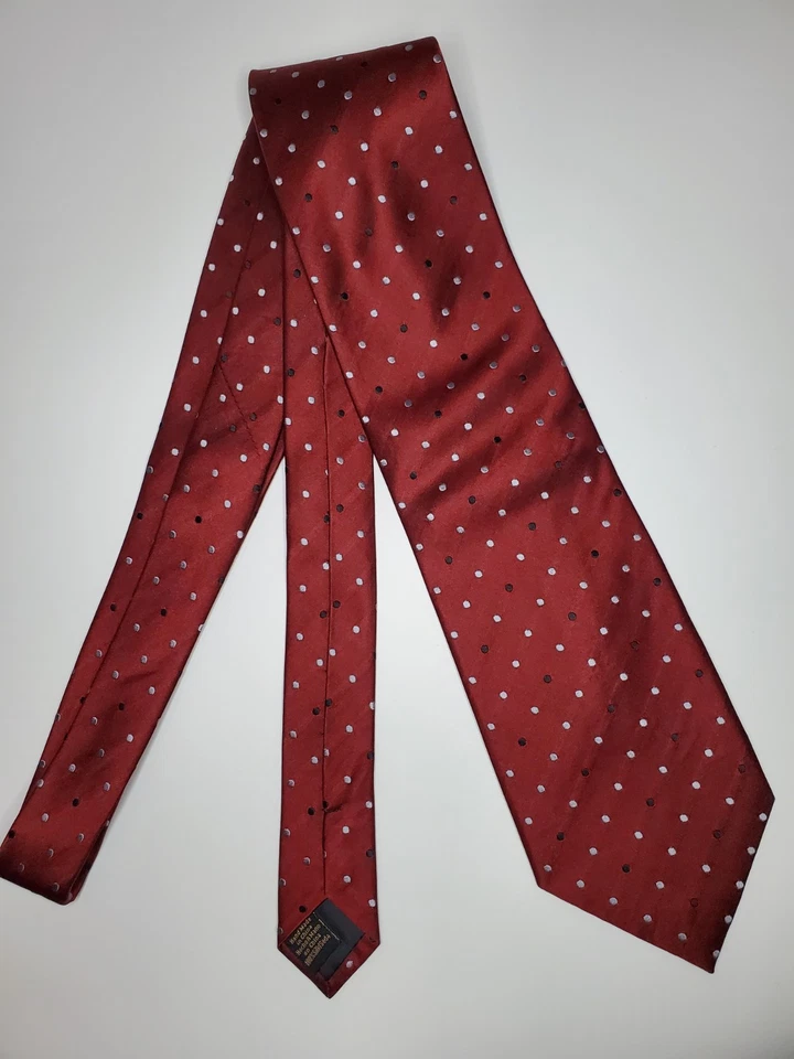 Corbata Van Heusen / Lunares rojos / 100 % seda / L-57 pulgadas y W-3,75 pulgadas Foto 2 de 4