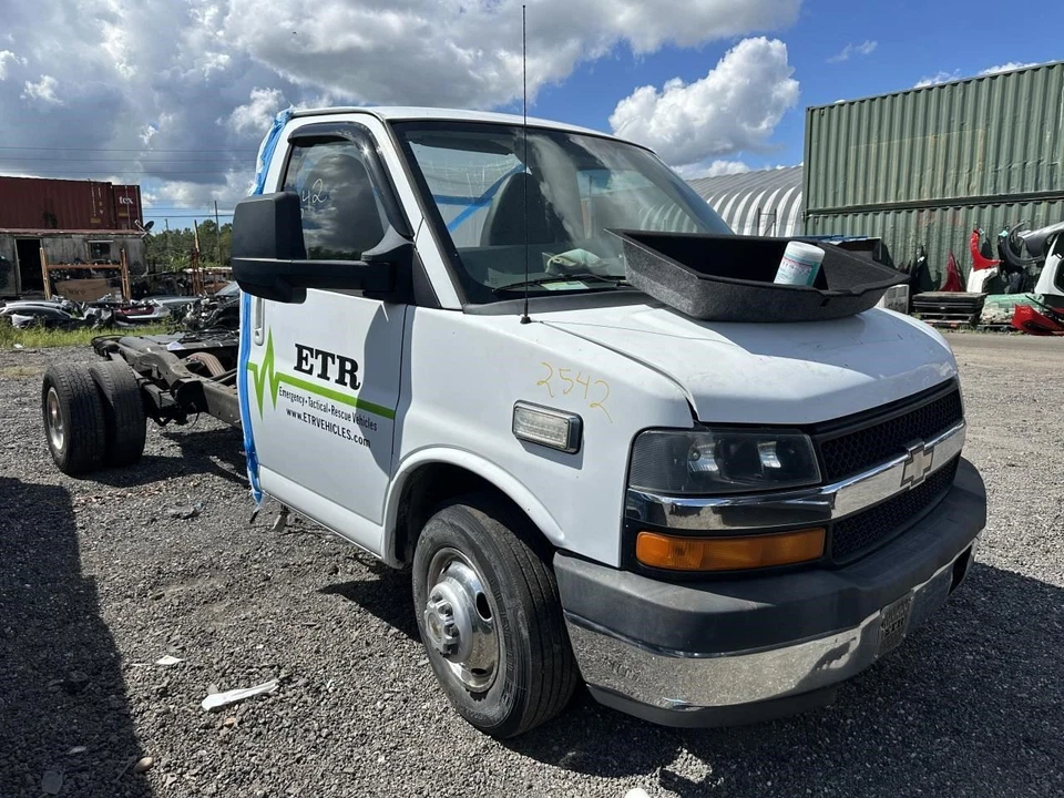 Rear Axle Cutaway Van DRW Thru VIN 1140494 Fits 10-17 EXPRESS 3500 VAN 575658 Foto 2 de 4