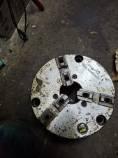 6" 3 Jaw Chuck. No Top Jaw Inserts. Adjust-tru Plain Back