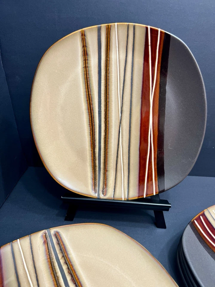 8 Pc Better Homes and Gardens (4) Dinner Plates & (4) Salad Plates GUC - Image 3 of 4