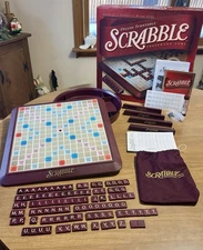 2001 Deluxe Scrabble Turntable Game Complete in Great Condition