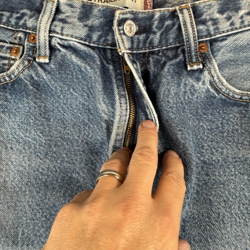 VTG Levis 505 Jeans Mens 33x32 Blue Straight Fit Medium Wash Denim Vintage - Picture 16 of 20