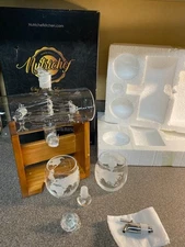 Nutrichef Signature Edition Home Bar Whiskey Decanter Set