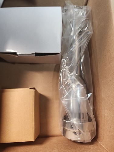 American Standard Ultima Selectronic valvola di scarico WC esposta alimentata a batteria - Foto 4 di 7