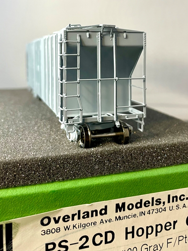 Overland Models, Inc. HO Brass PS-2 CD Hopper Car ( Factory Painted) OMI #3299 - Picture 4 of 9