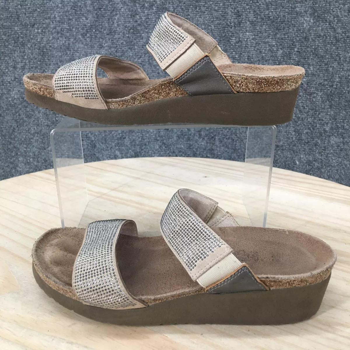 Discount sales naot sandals
