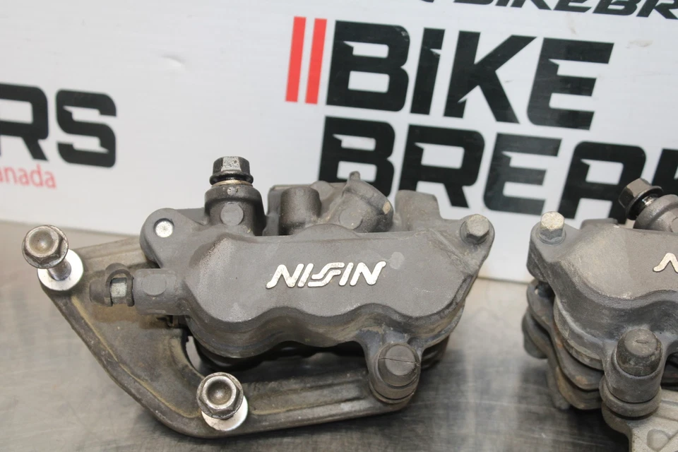 12 HONDA CB1000R RIGHT LEFT FRONT BRAKE CALIPER SET PAIR CALIPERS BB200 - Imagen 3 de 4