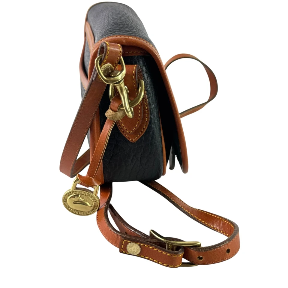 DOONEY and BOURKE Large Duck Black Brown Leather Saddle Crossbody Shoulder Bag - Image 2 of 4