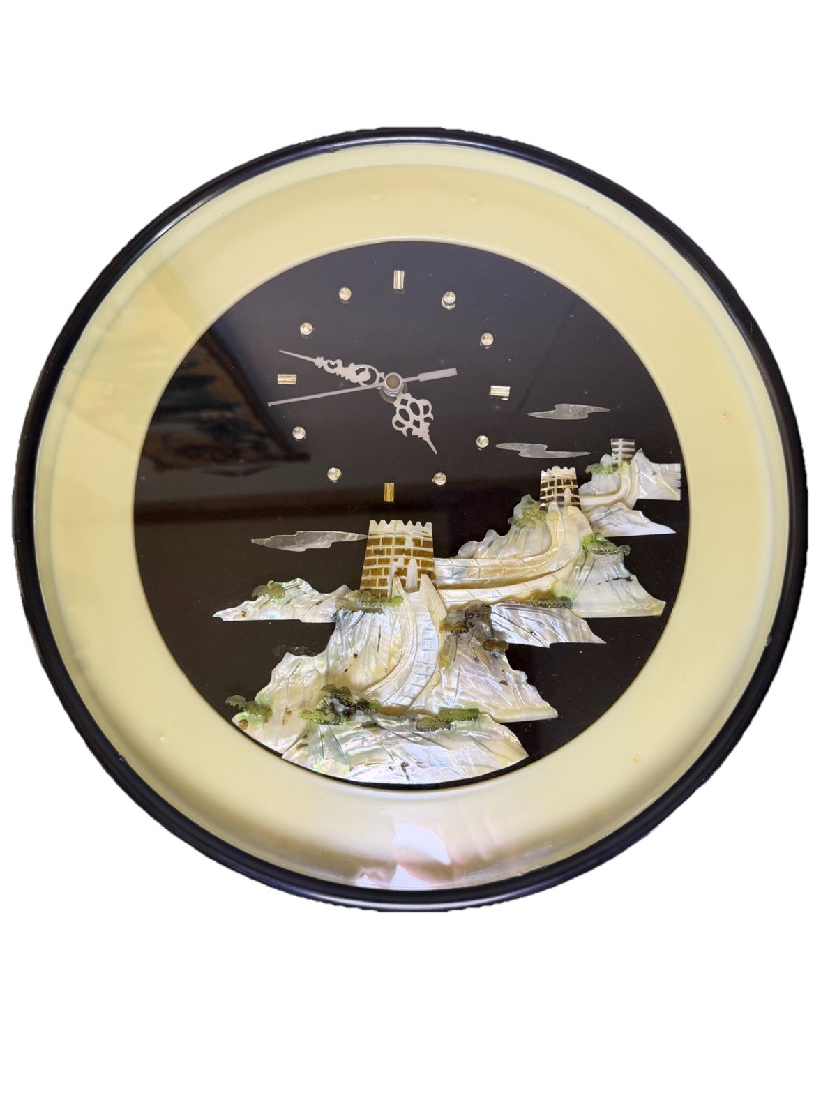 Vtg Chinese Art Mother of Pearl Abalone Shell 3D Great Wall China Clock Works