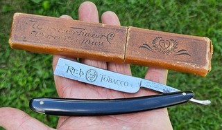 Vintage Worcester Red Devil Tabacco Straight Razor TG6