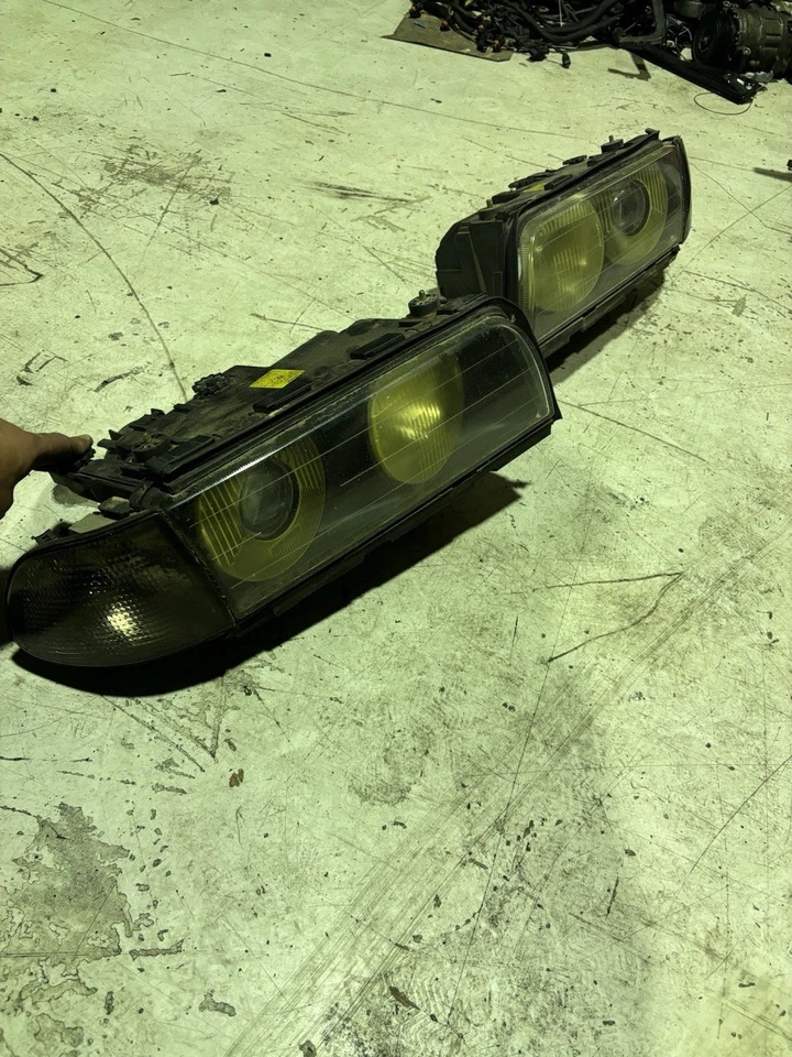 BMW E38 Xenon Lens Headlights Front 728i 730i 735i 740i Headlights - Image 2 of 4