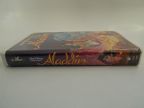 Disney Black Diamond Classic Aladdin VHS #3 - Picture 3 of 4
