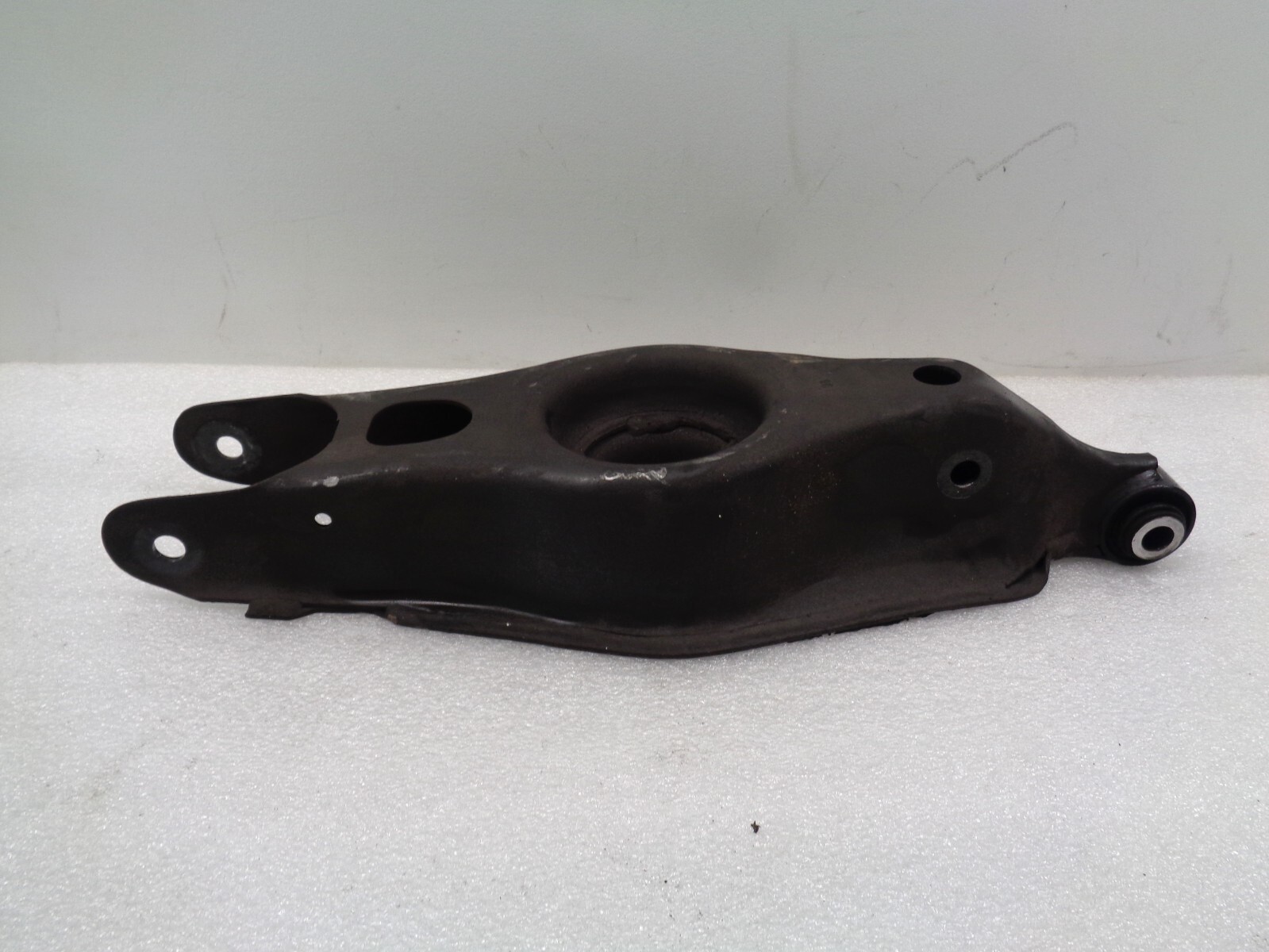 14-17 Maserati Ghibli Rear Right Side Lower Suspension Control Arm OEM AK240236