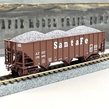 Micro-Trains 108120.1 N Scale Santa Fe 100 Ton 3 Bay Hopper Ballast Load 179655