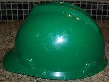 MSA V-GARD GREEN CONSTRUCTION PROTECTIVE HELMET HARD HAT WORK JOB SITE