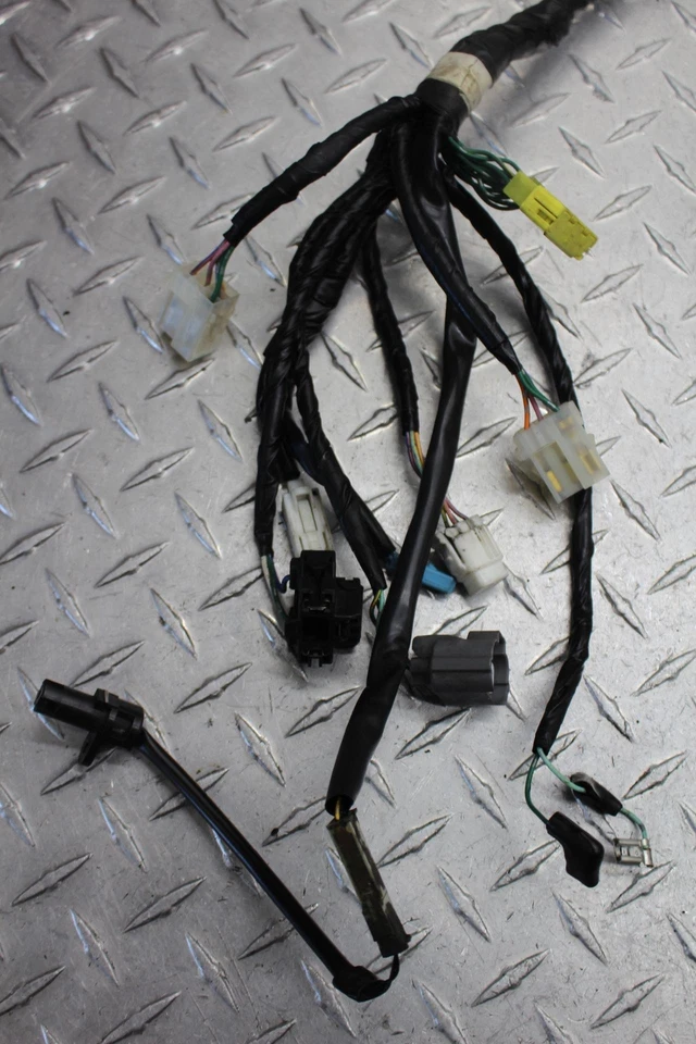 2007 HONDA ST1300 MAIN ENGINE WIRING HARNESS 32100-MCS-910 (HAS VIDEO) - Imagem 2 de 4