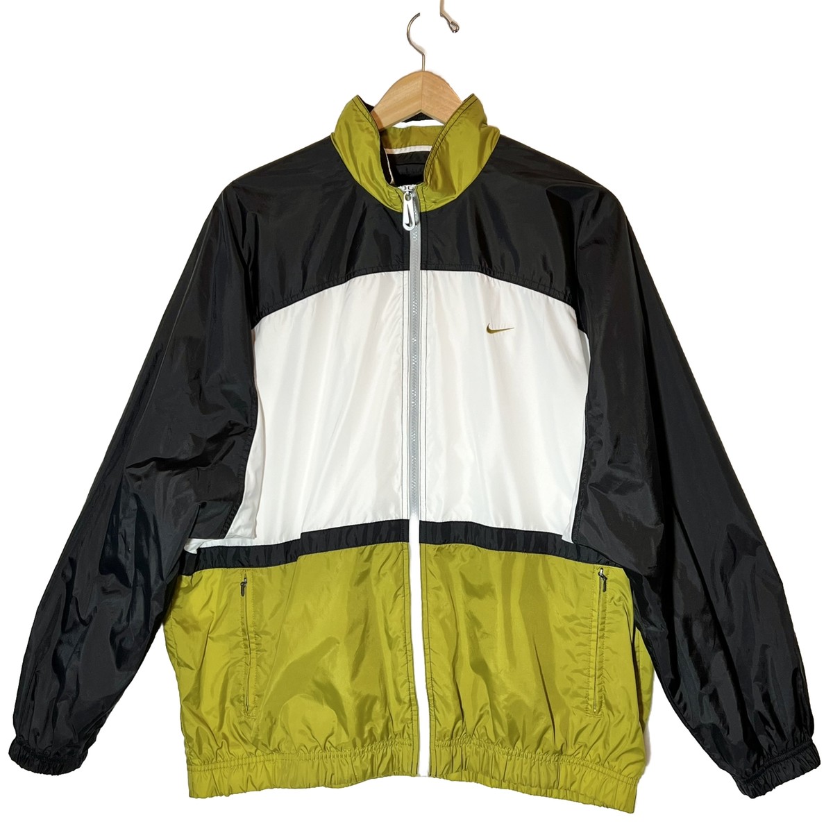 Vintage Nike Women's XL (16-18) Windbreaker Jacket Green Black