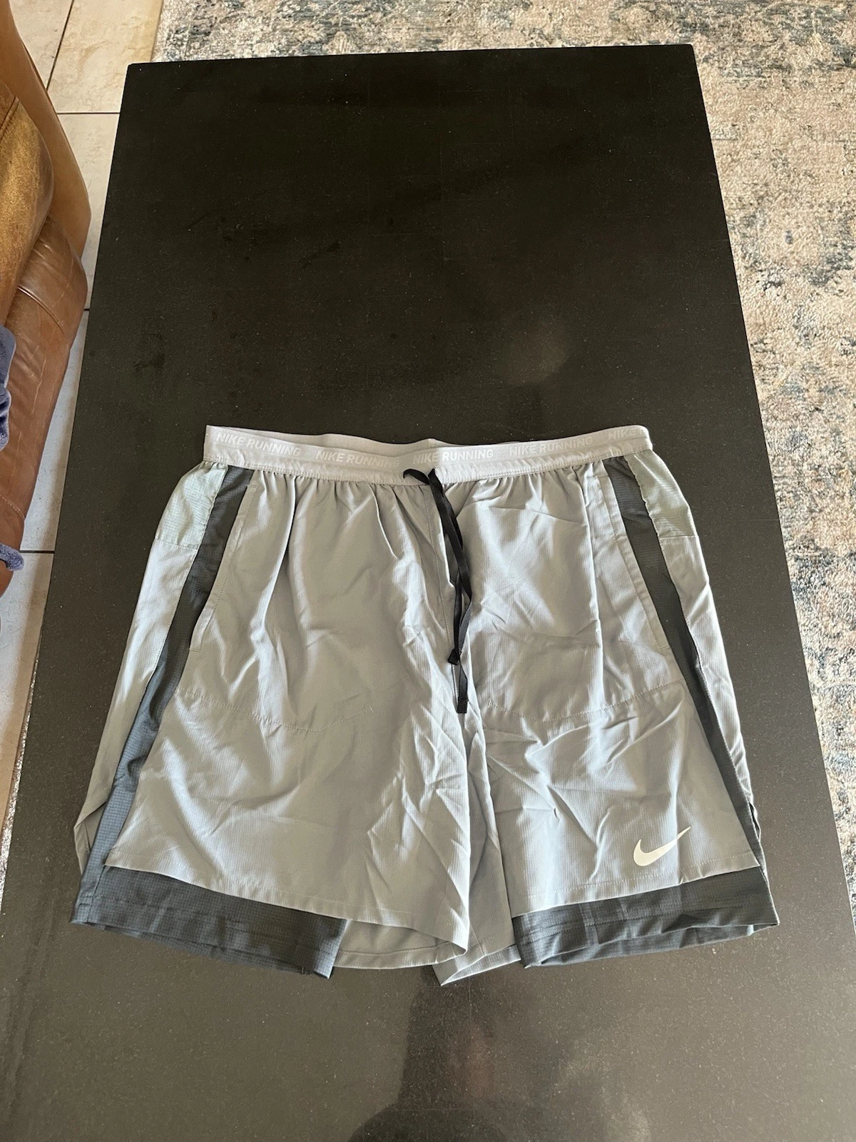 Nike Stride Men’s Running Shorts Size XL DM4757-084