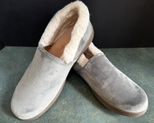 Vionic Clare Women's Gray Velvet Faux Fur Cozy Collar Slippers Size 11