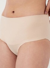 NEW SPANX SP0215 Undie-tectable Soft Nude Brief Panty Size SMALL