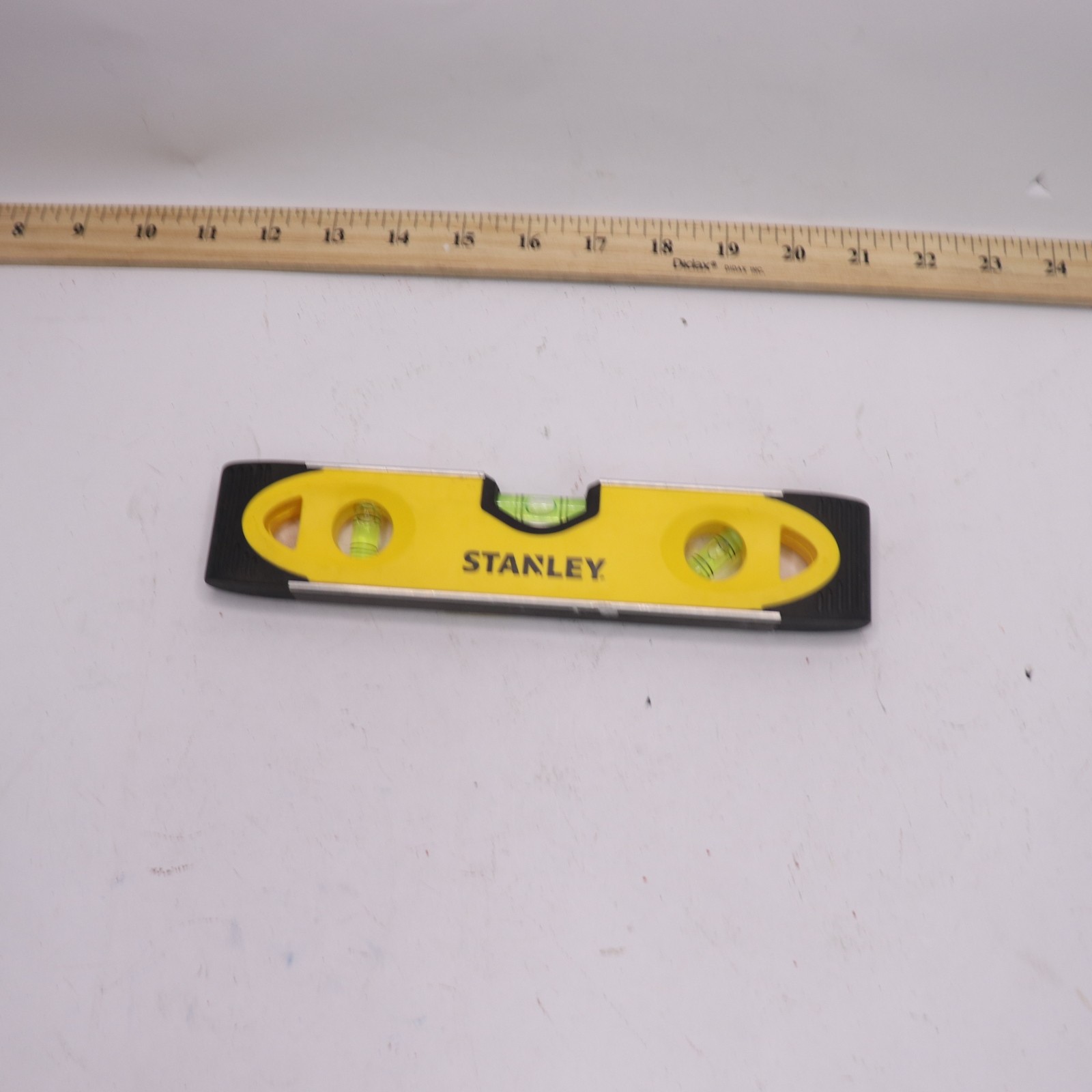 Stanley Magnetic Torpedo Level 9" 520.841
