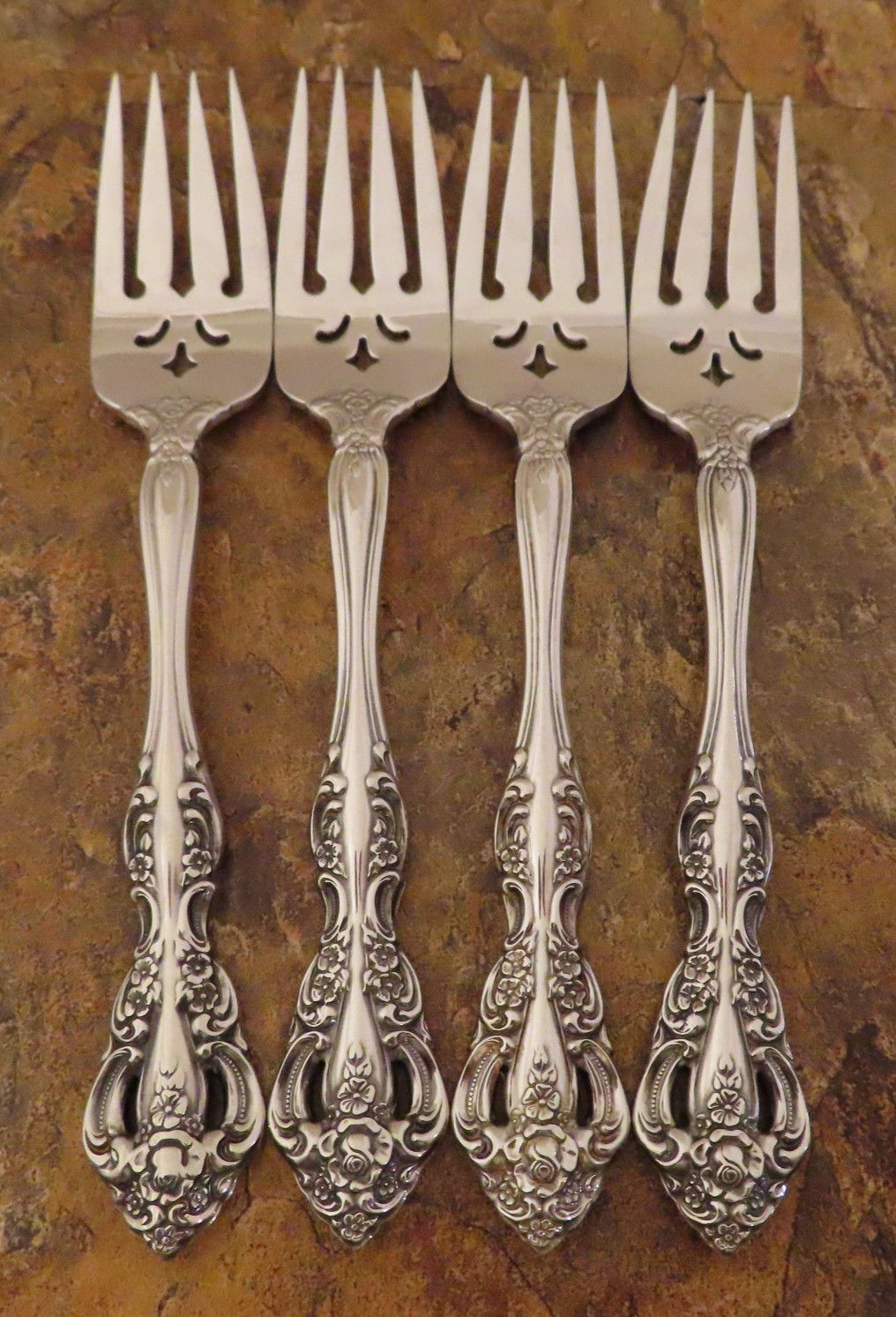 Heirloom Stainless Flatware Lot K