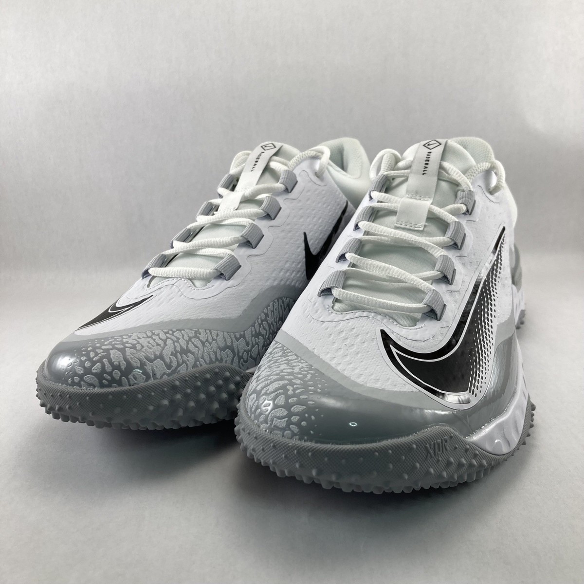 Size 10.5 Nike Alpha Huarache Elite 4 Turf Baseball White Mens