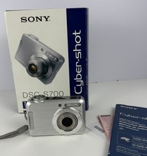 Sony Cyber Shot DSC-S700 7.2MP Camera - Silver BLACK SCREEN -PARTS ONLY