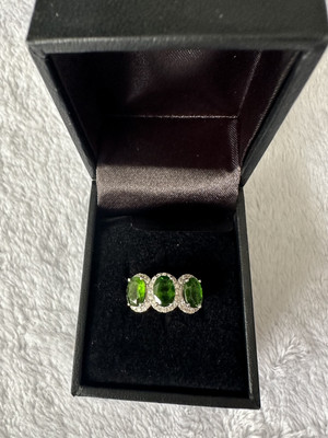 New & Vintage Colleen Lopez Green Ring Size 9