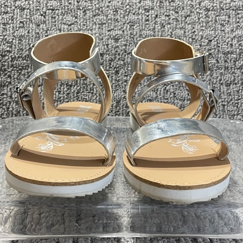 Brash Sandals Womens 10 Silver Metallic Flats Adjustable Faux Patent Leather - Picture 4 of 14