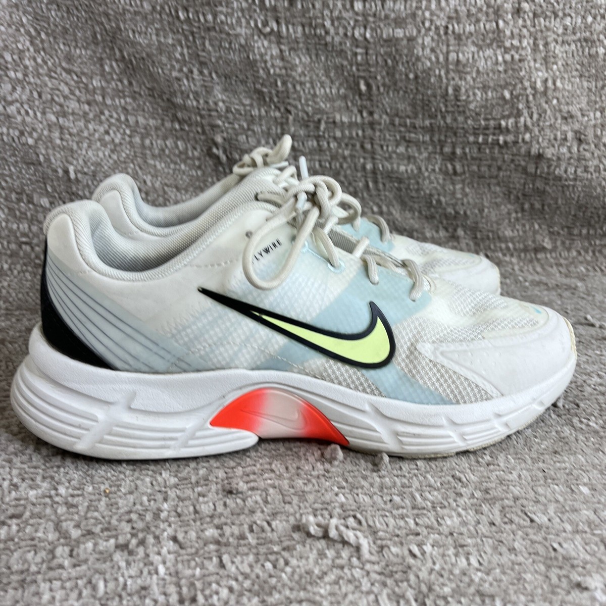 Nike Alphina 5000 Womens Size 7 White Trainers CK4330-103 View 3