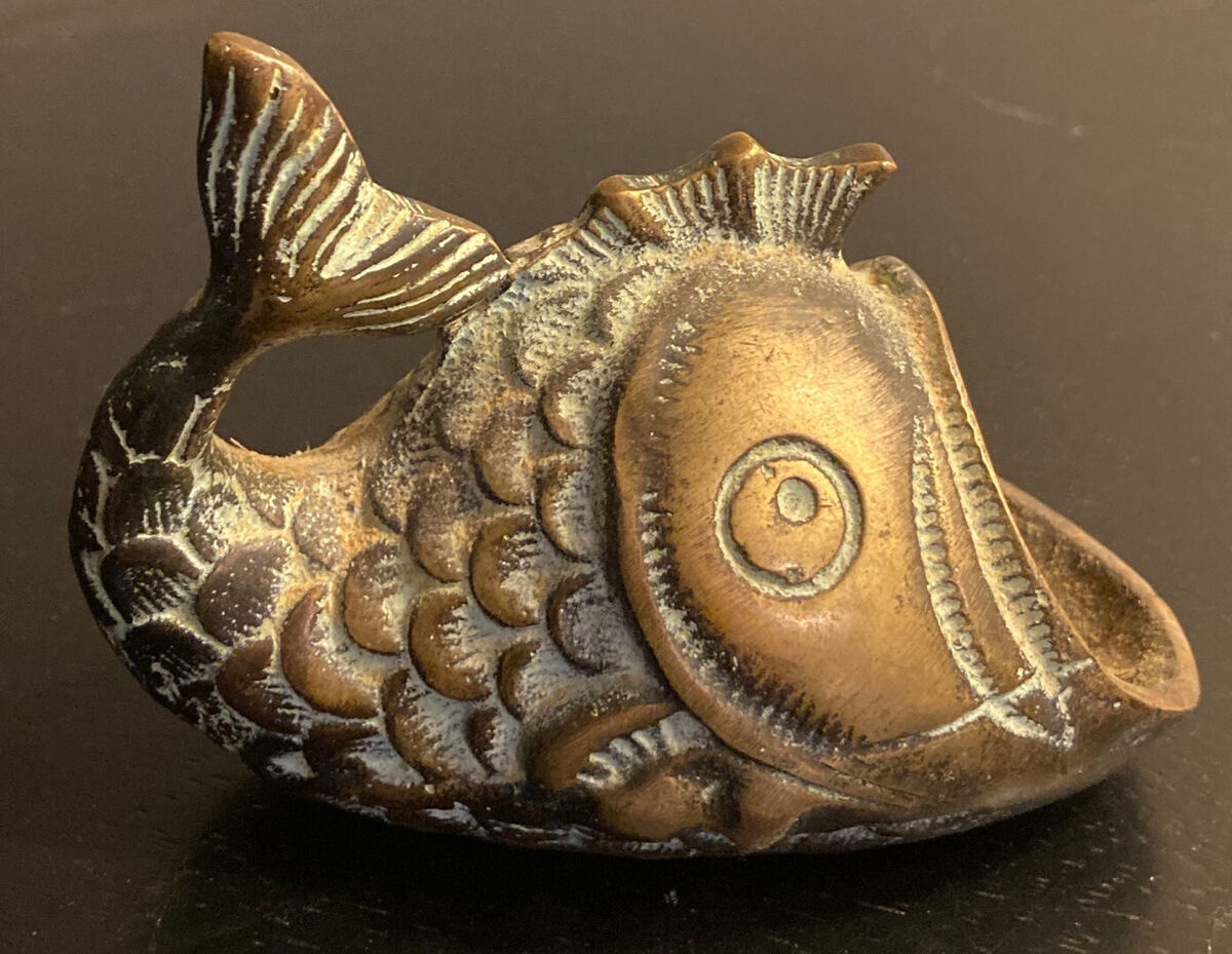 Walter Bosse Mid-Century Modern, Fish Sculpture Brass Walter Bosse Mid-Century Modern, Fish Sculpture Brass