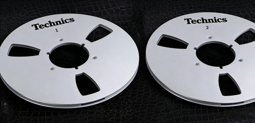 One Pair silvery Technics 10.5'' 1/4'' TAPE REEL TO REEL TAPE Recorders RS 1500